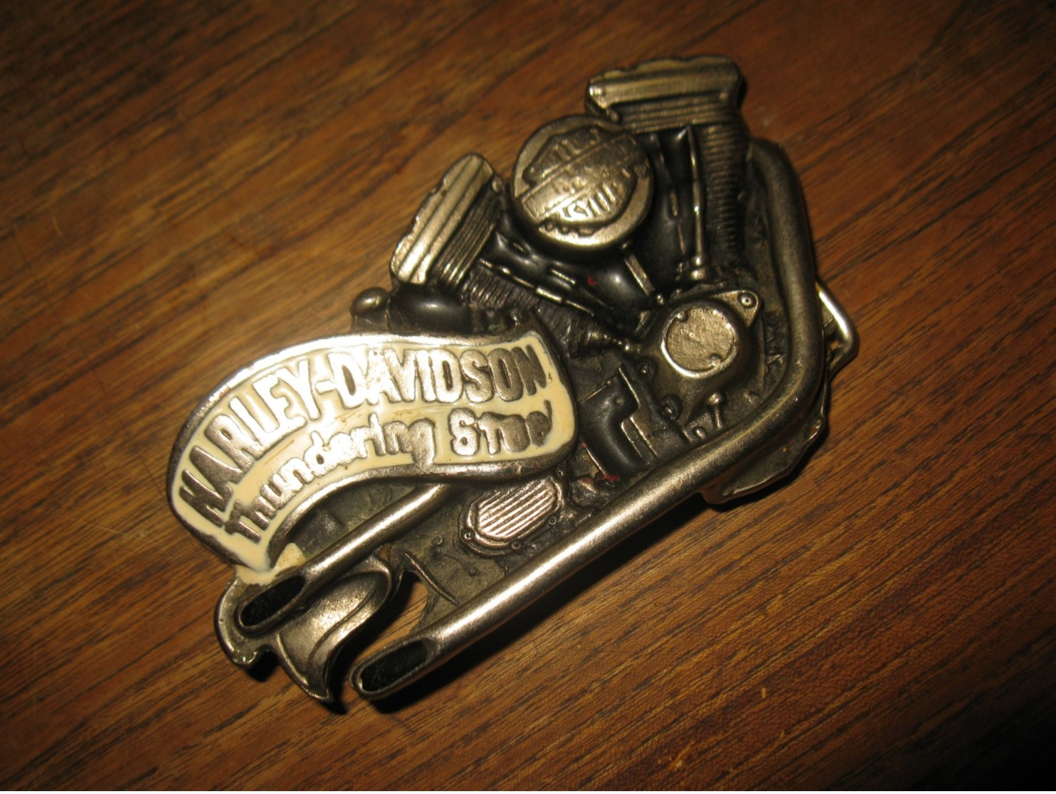 BOUCLE BARON USA COLLECTOR HARLEY DAVIDSON "THUNDERING STOP" DE 1991 - Motorfietsen