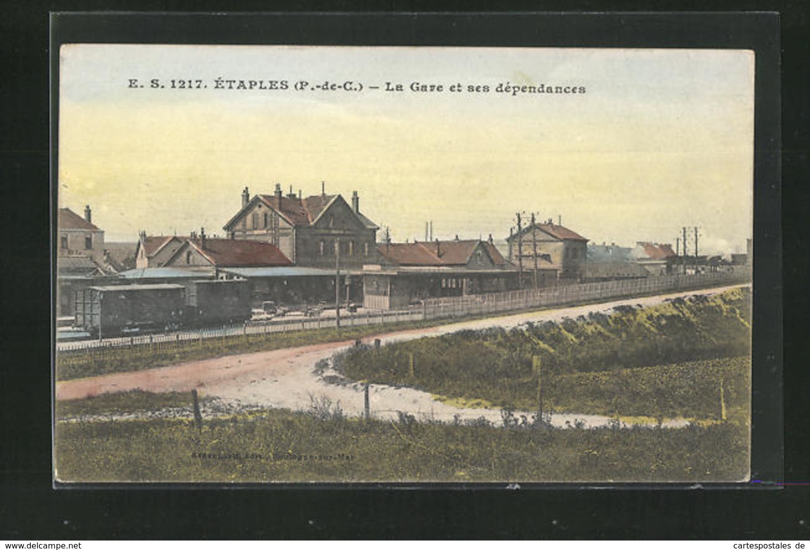 CPA Etaples, La Gare Et Ses Dependances - Etaples