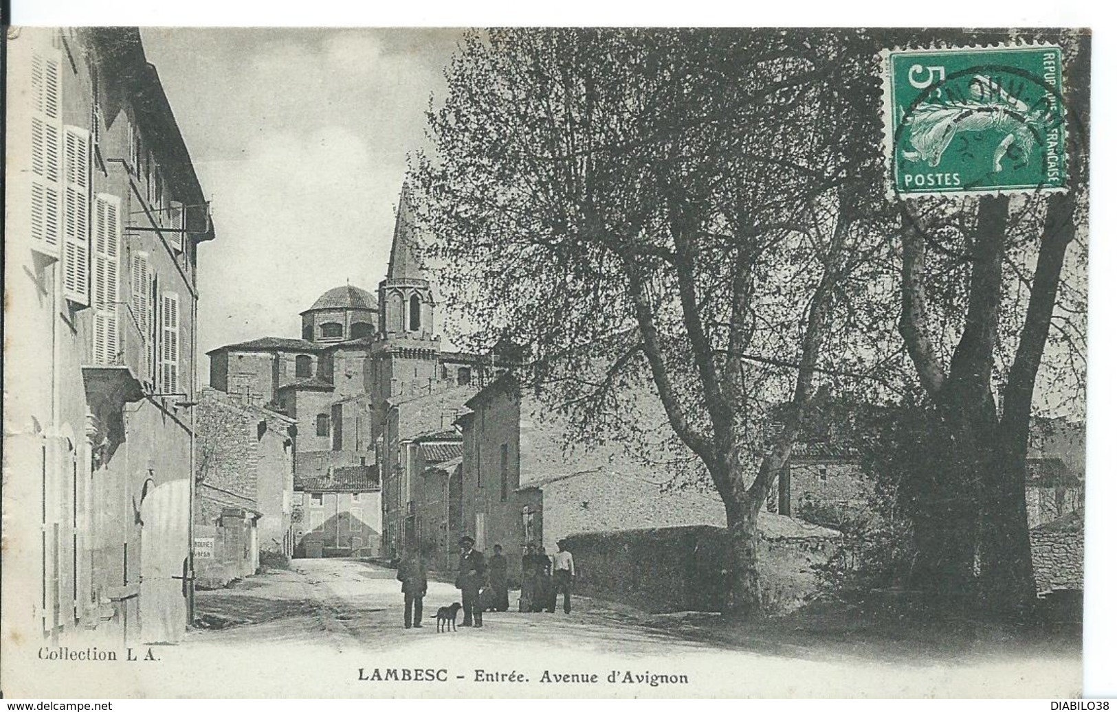 LAMBESC    ( BOUCHES DU RHONE )    ENTRÉE . AVENUE D 'AVIGNON - Lambesc