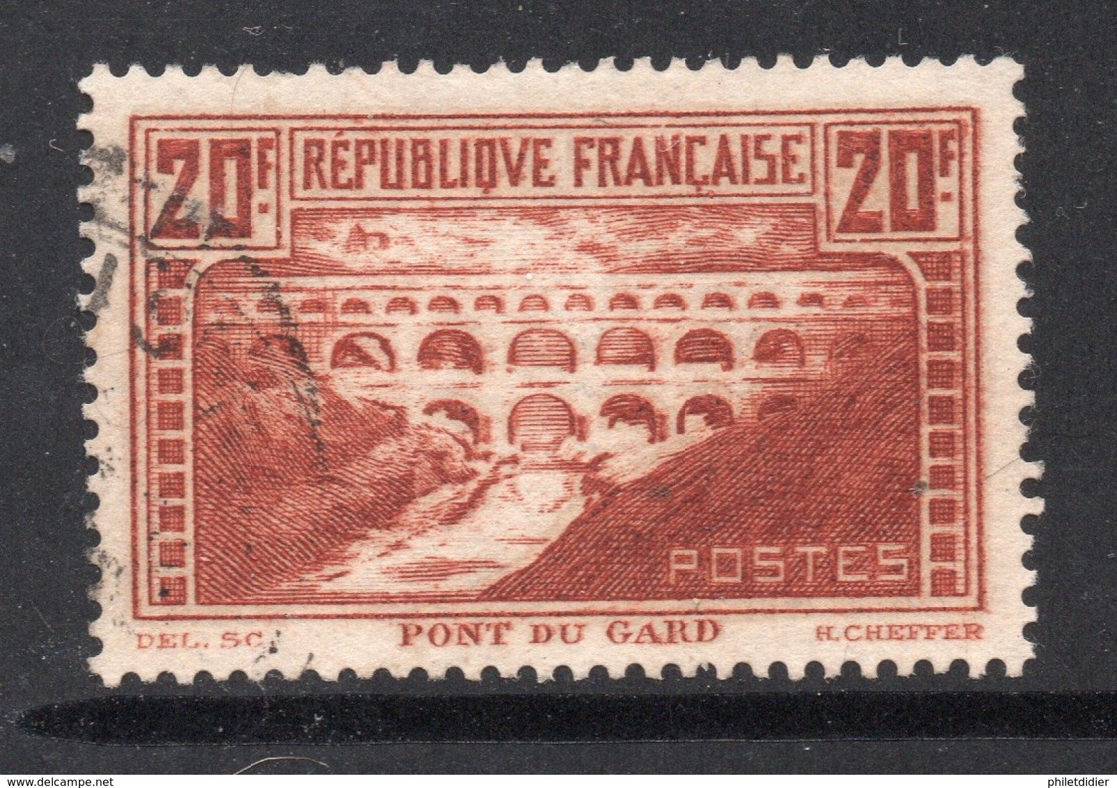 PONT DU GARD - OBLITERE - YT 262 C Type II A - Dent 13 - COTE 55 € - Used Stamps