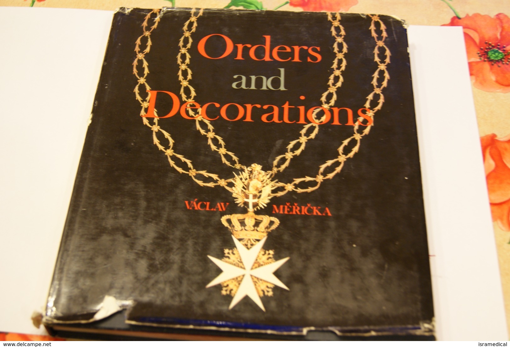 ORDERS AND DECORATIONS 126 - Boeken & CD's