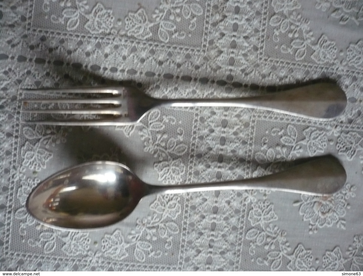 1 Fourchette  + 1 Cuillère + 1 Petite Cuillère + Petite Louche à Crème Ou Autre - Métal Argenté - Vintage - Silverware