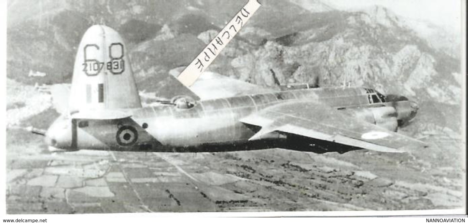 PHOTO AVION MARTIN  B26 C 45 N°2107831 DU GBM  1/19 CASCOGNE EN VOL AU DESSUS DES ALPES EN 1944 RETIRAGE 17X8CM - Aviation