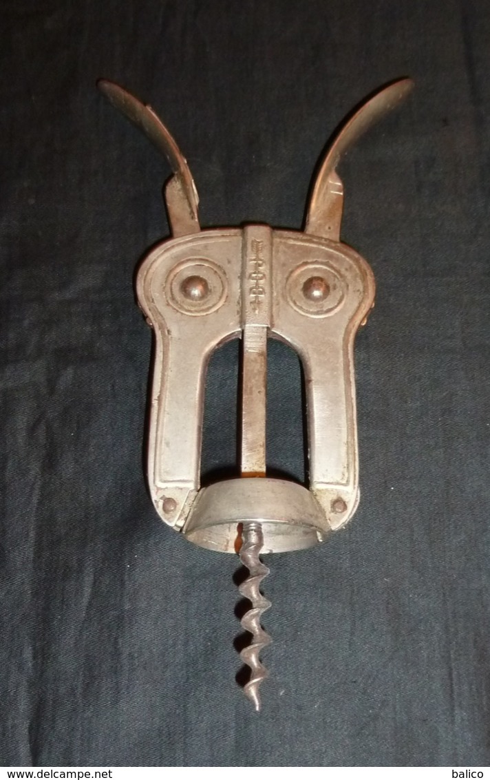 Tire Bouchon De Forme Hibou, Marque, BOJ à Double Levier Et Mèche Au Spires Coupantes - Bottle Openers