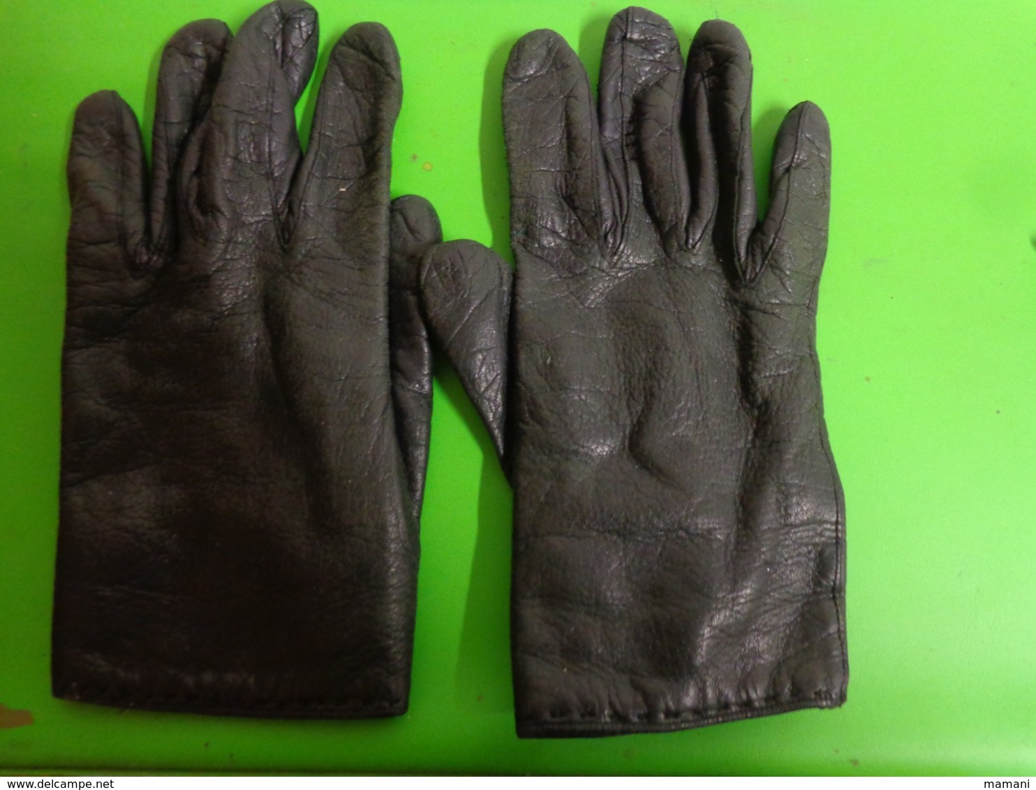 Lot De 6 Paires De Gants -cuir - Nylon Etc.... - Autres & Non Classés