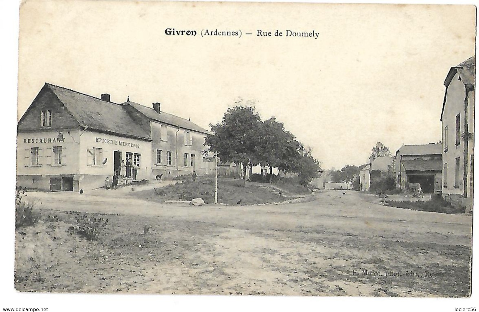 08 GIVRON RUE DE DOUMELY UN RESTAURANT-EPICERIE- MERCERIE CPA 2 SCANS - Autres & Non Classés