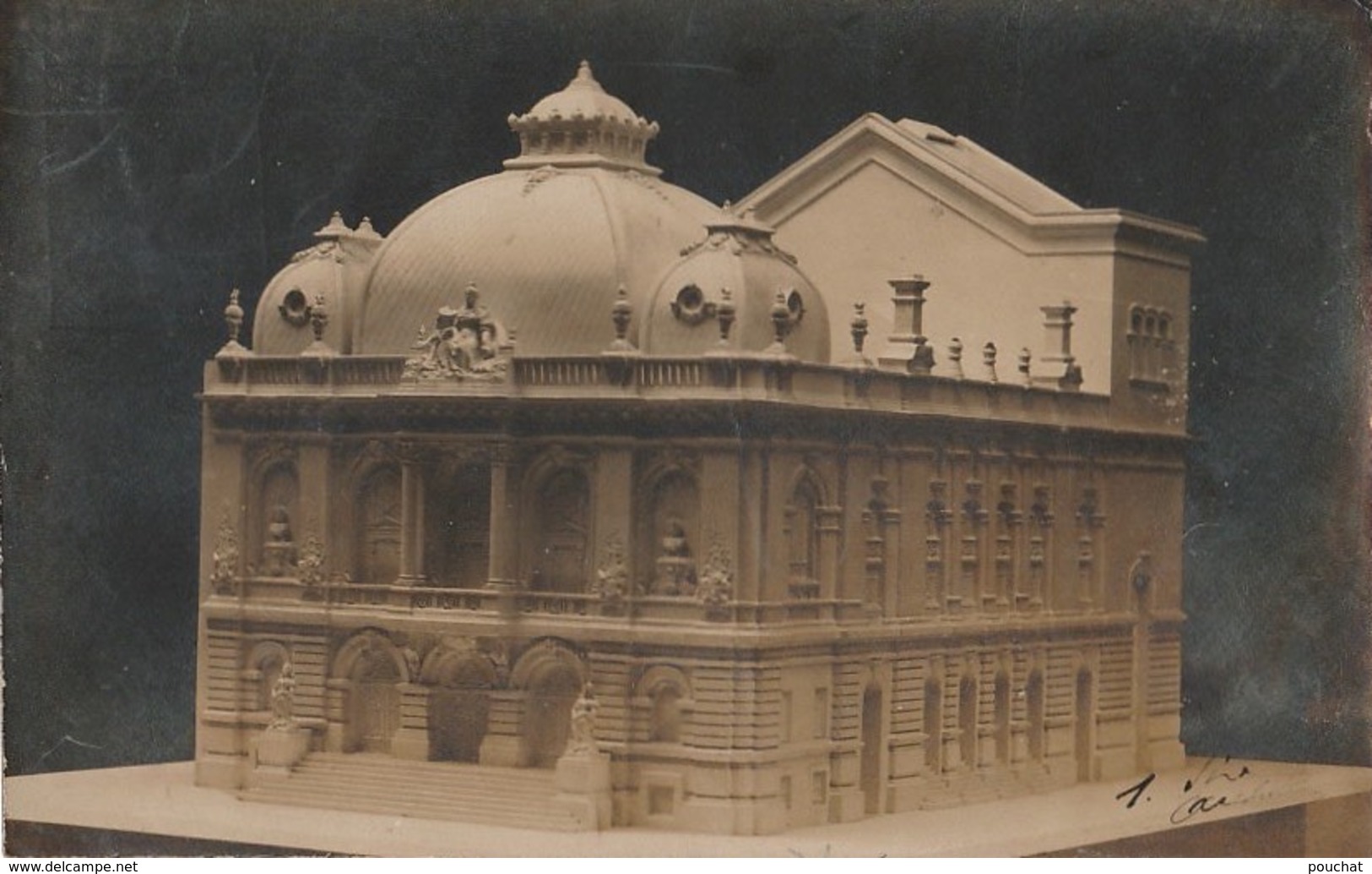 U28- DENAIN (Carte Photo Lambert) Maquette Du Théâtre + Tampon Correspondance + Signature De L'Architecte Louis -3 Scans - Denain