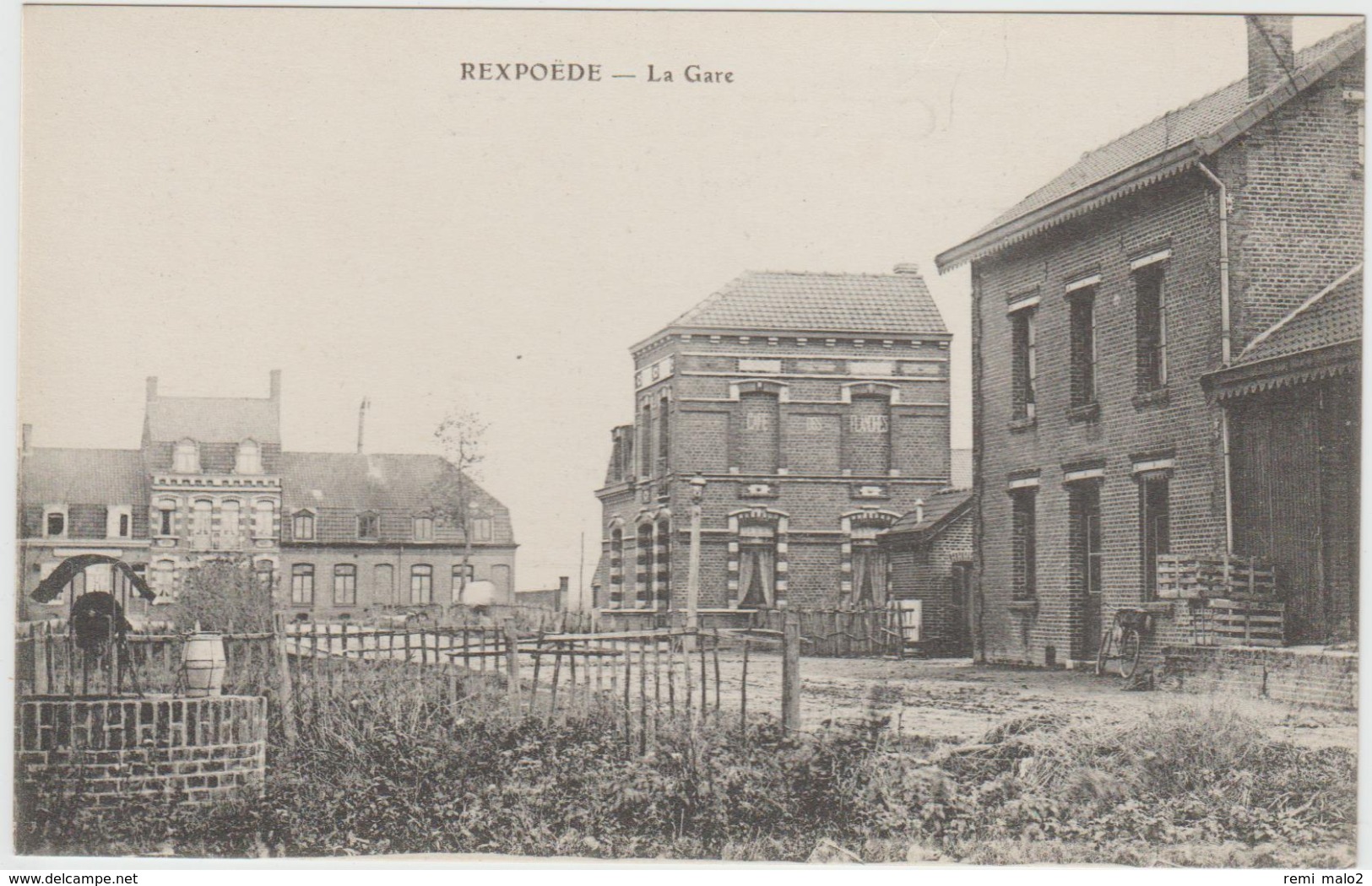 CARTE POSTALE   REXPOEDE 59  La Gare - Sonstige & Ohne Zuordnung