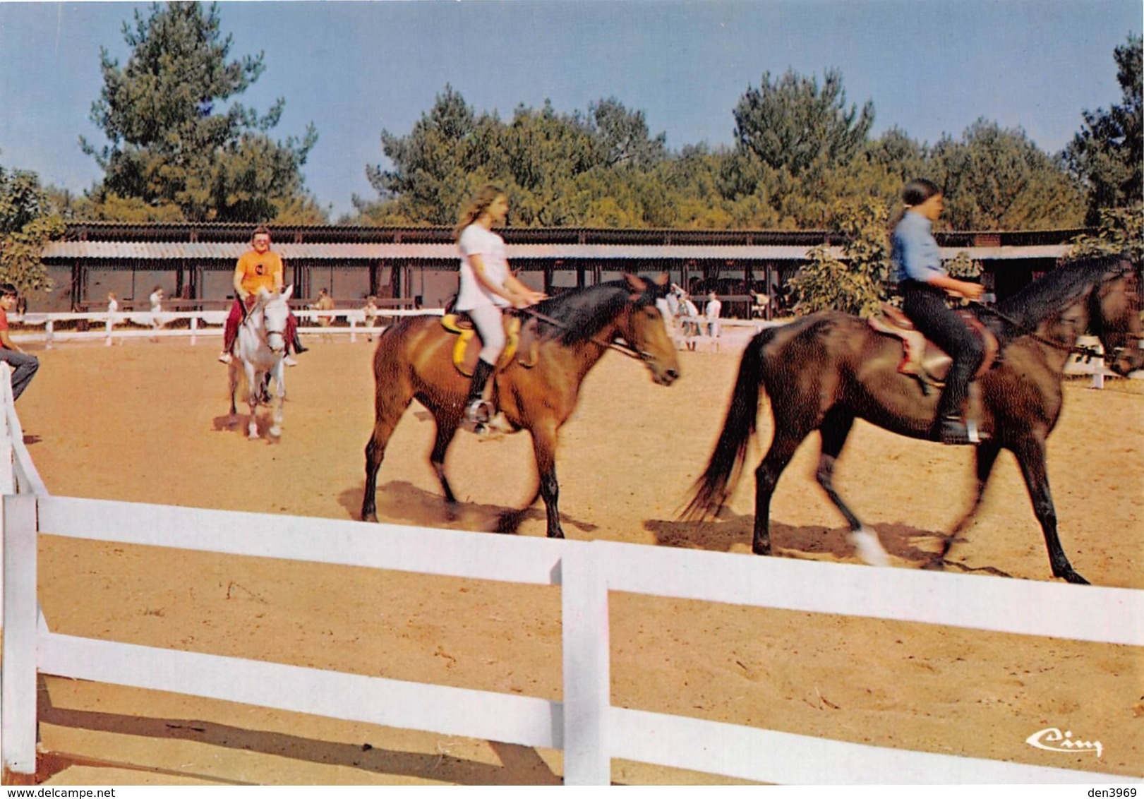 MONTALIVET - Village De Vacances Tourisme Et Travail - Le Ranch - Equitation - Chevaux - Autres & Non Classés