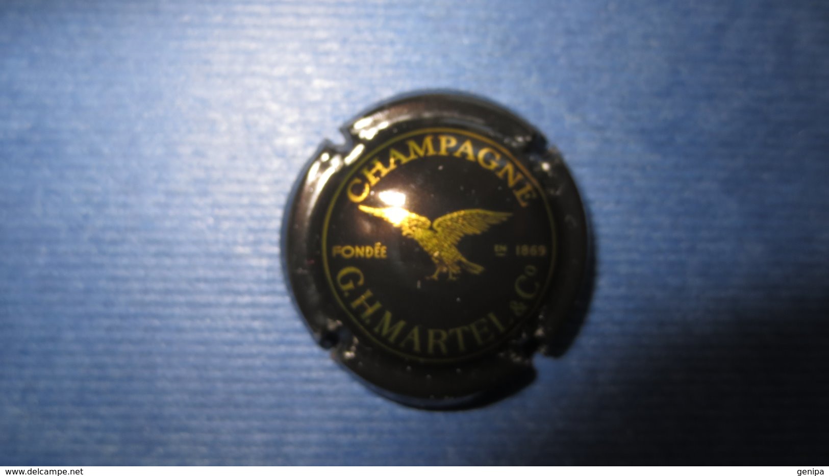 CAPSULE CHAMPAGNE G.H MARTEL Et Cie. Noir Et Or - Martel GH