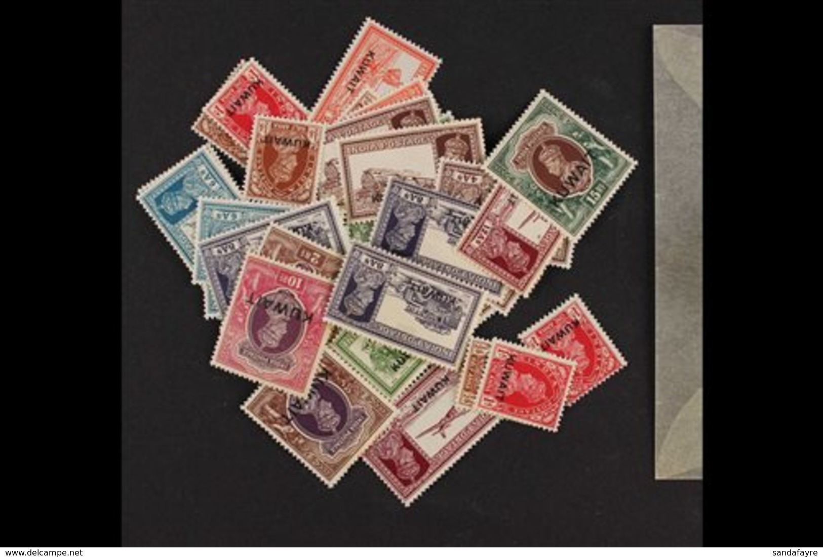 1939 KING GEORGE VI VERY FINE MINT ISSUES IN A PACKET A Small Packet Containing A Range Of All Values Of The 1939 Overpr - Kuwait