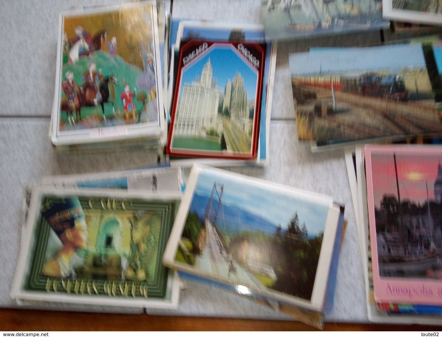 200 Cp  Pays Etranger - 100 - 499 Postcards