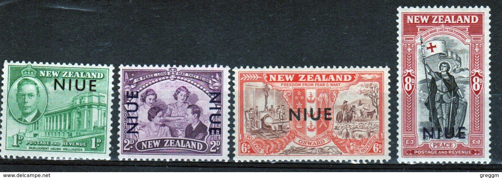 Niue 1946 Set Of Stamps Issued To Celebrate Peace. - Niue