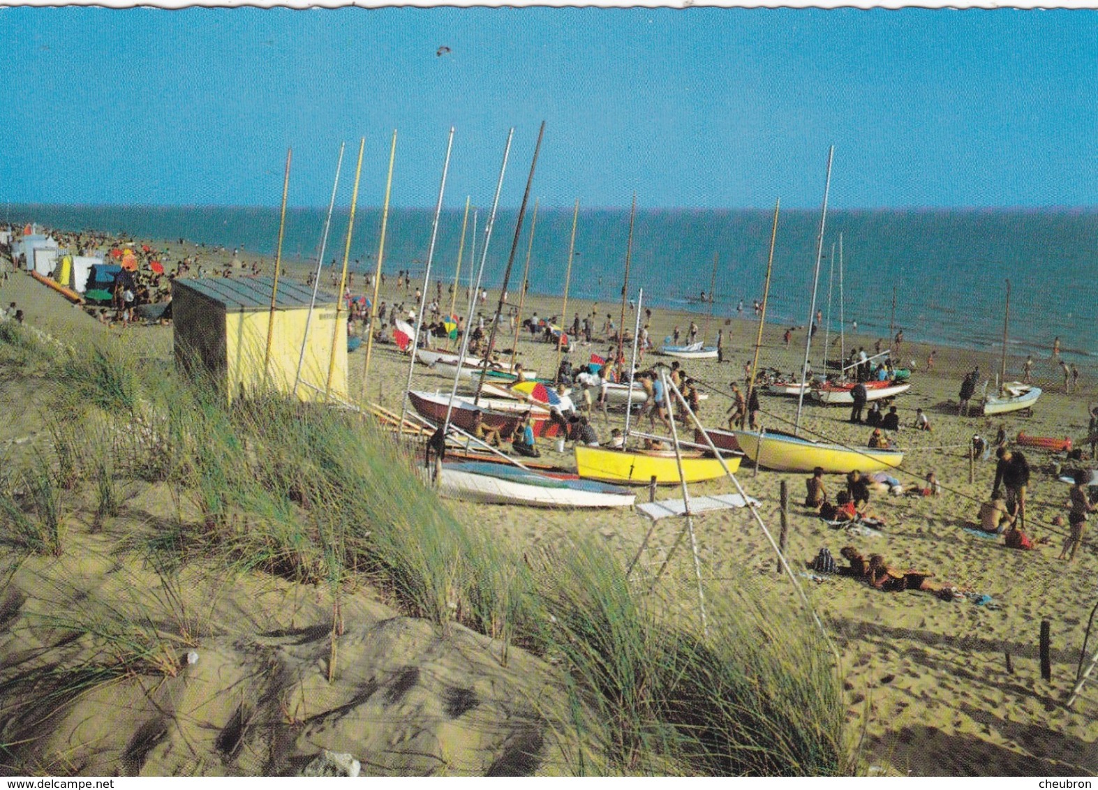 85.  LA TRANCHE  2 CPSM. LA PLAGE DE GENERELLES ANNEE1967. LA PLAGE DE LA GRIERE. ANNEE 1965 - La Tranche Sur Mer