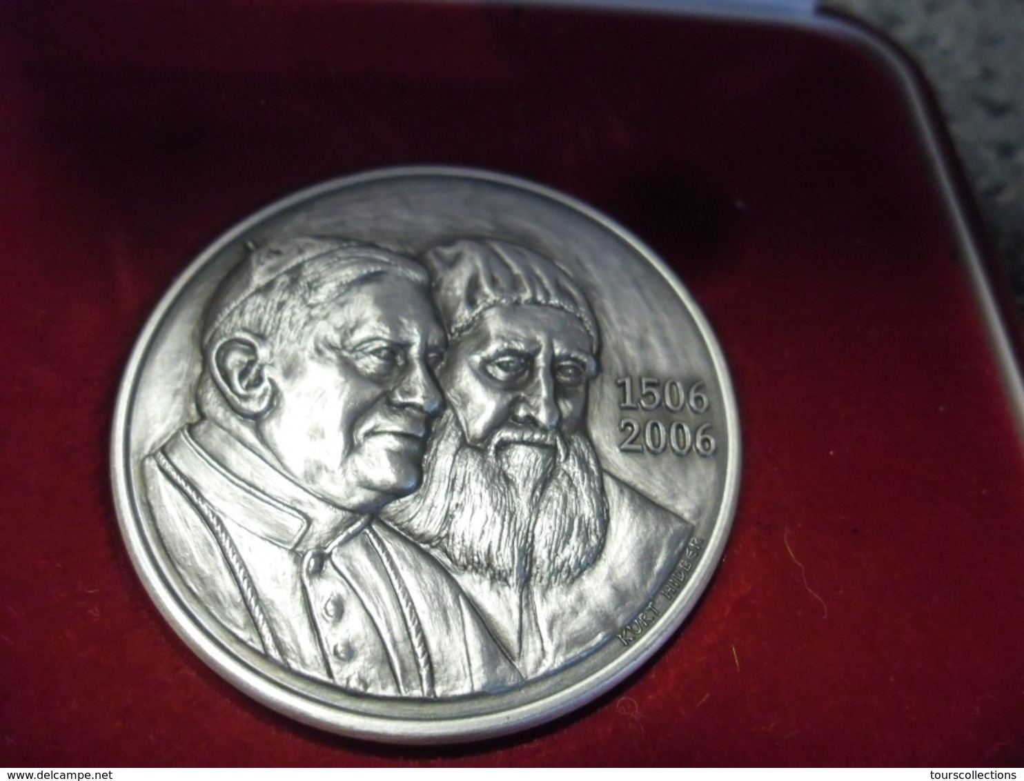 MEDAILLE VATICAN ARGENT 84/5000 En COFFRET 1506 - 2006 Pour Les 500 Ans Des Gardes Suisses - PAPE JULES II Et BENOIT 16 - Vaticano