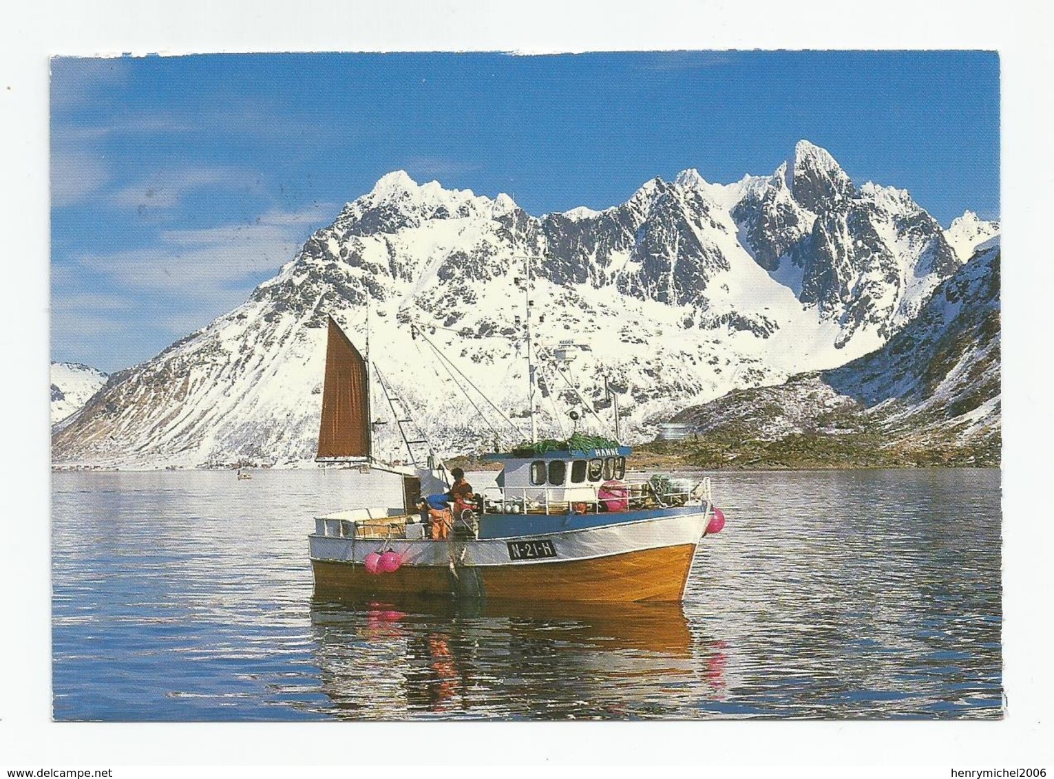 Cpm Norge The Lofoten Fisheries Austensfjord Near Svolvaer Bateau De Peche Nommé Hanne - Fishing Boats