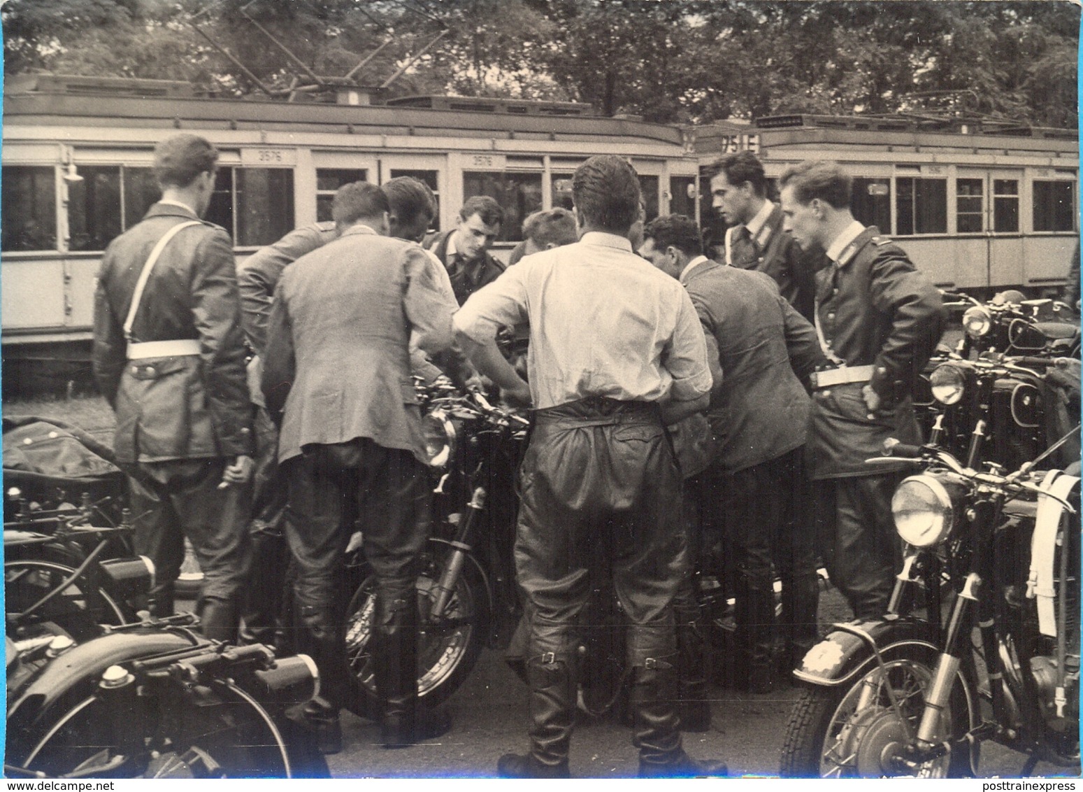 Belgium. The `BMW` Motocycling Meeting. Two Photos 13x17,7cm. - Wielrennen
