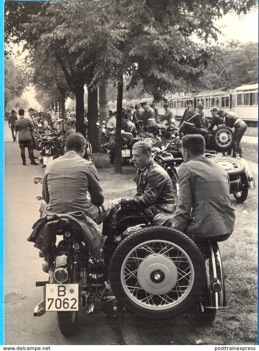Belgium. The `BMW` Motocycling Meeting. Two Photos 13x17,7cm. - Wielrennen