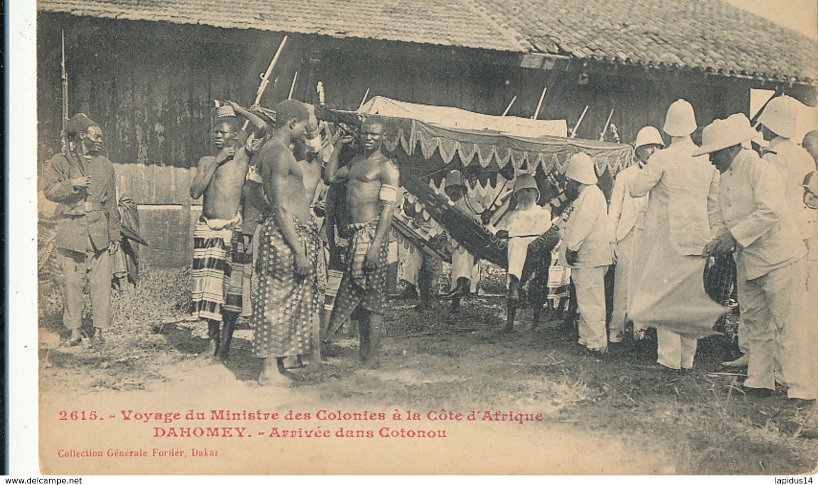 A P 494 -  C P A -  AFRIQUE -  DAHOMEY - VOYAGE DU MINISTRE DES COLONNIES A LA COTE D'AFRIQUE  ARRIVEE DANS COTONOU - Dahomey