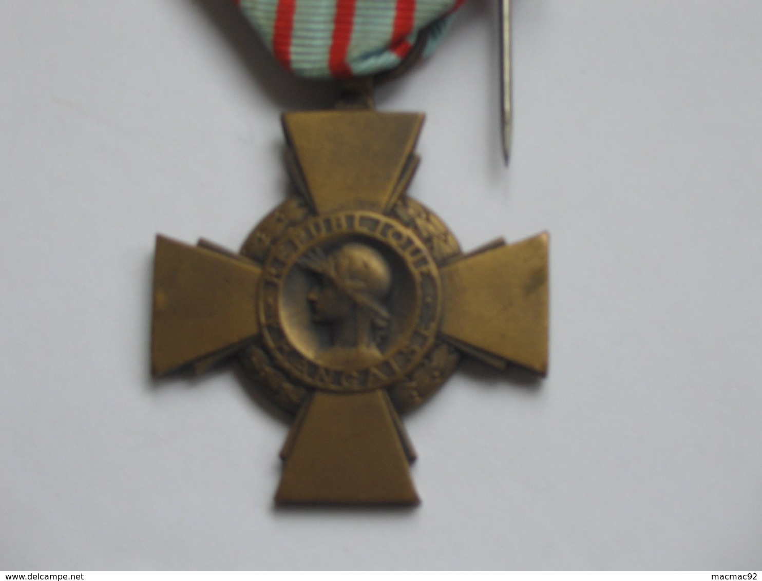 Décoration Médaille Croix Du Combattant  **** EN ACHAT IMMEDIAT **** - Francia