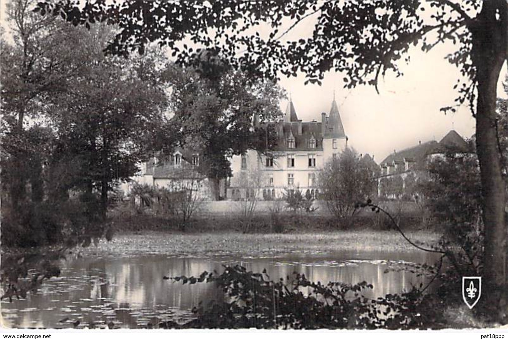 03 - LE RERAY - AUBIGNY Echappée Sur Le Chateau Des Bords De L'Etang - CPSM Village (3.105 H) Format CPA - Allier - Autres & Non Classés