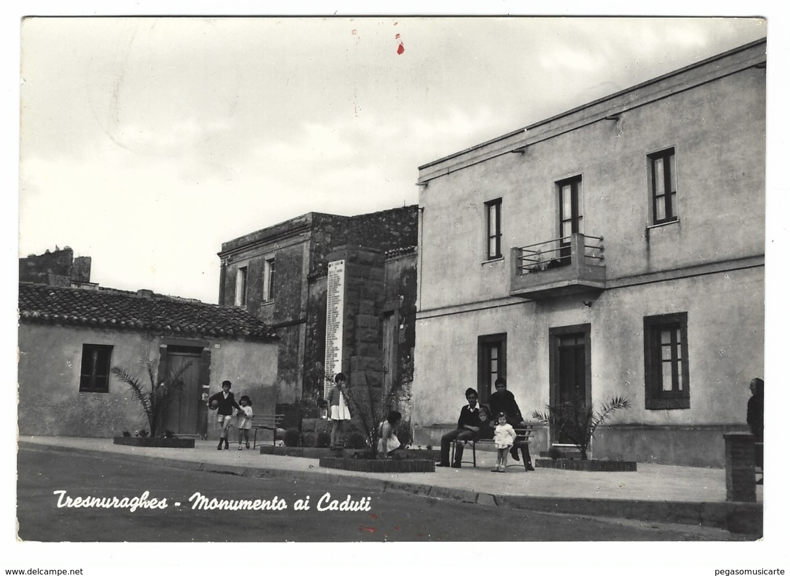 1256 - TRESNURAGHES NUORO MONUMENTO AI CADUTI ANIMATA 1957 - Nuoro