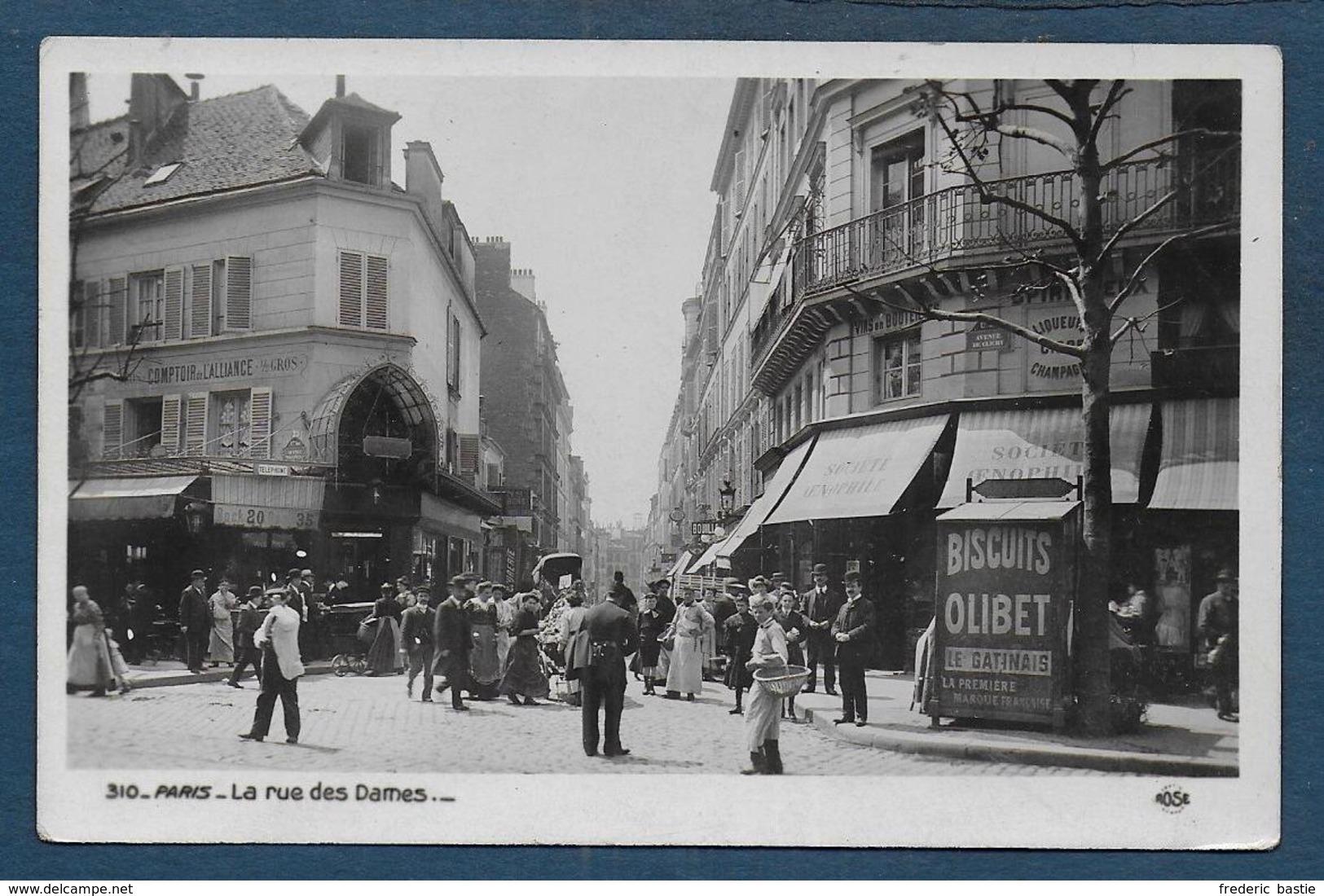 PARIS 17e - La Rue Des Dames - District 17