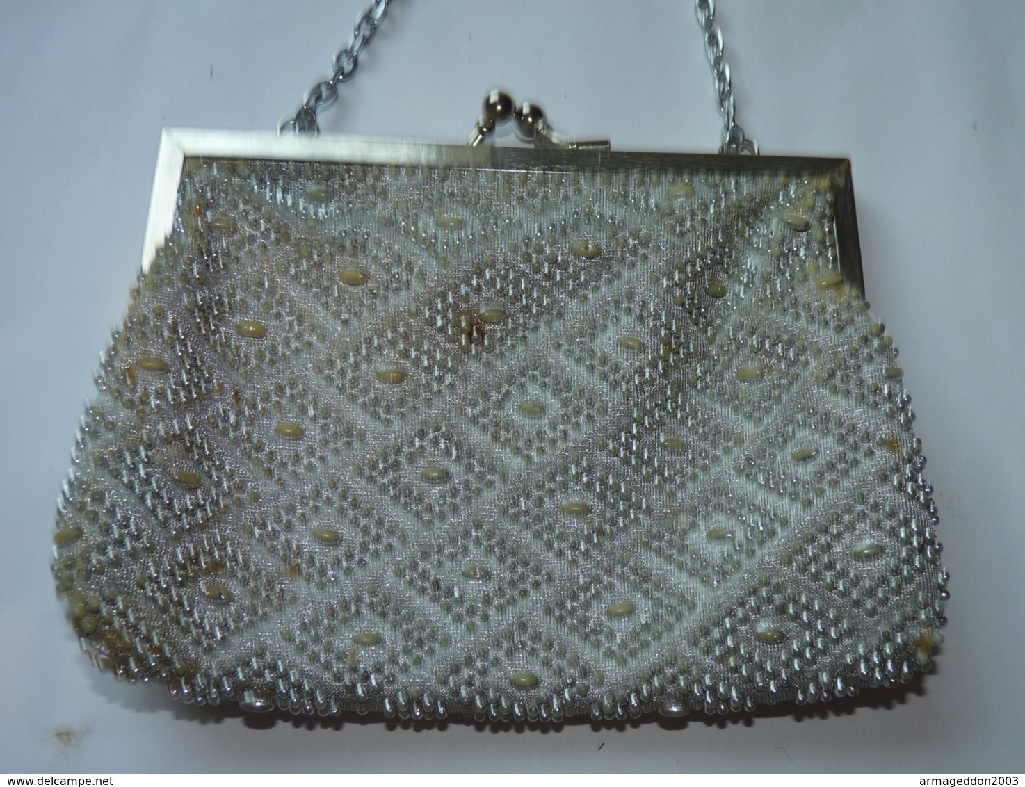 VINTAGE PETIT SAC ARGENTE  PERLES AVEC CHAÎNETTE ARGENTE TBE - Other & Unclassified