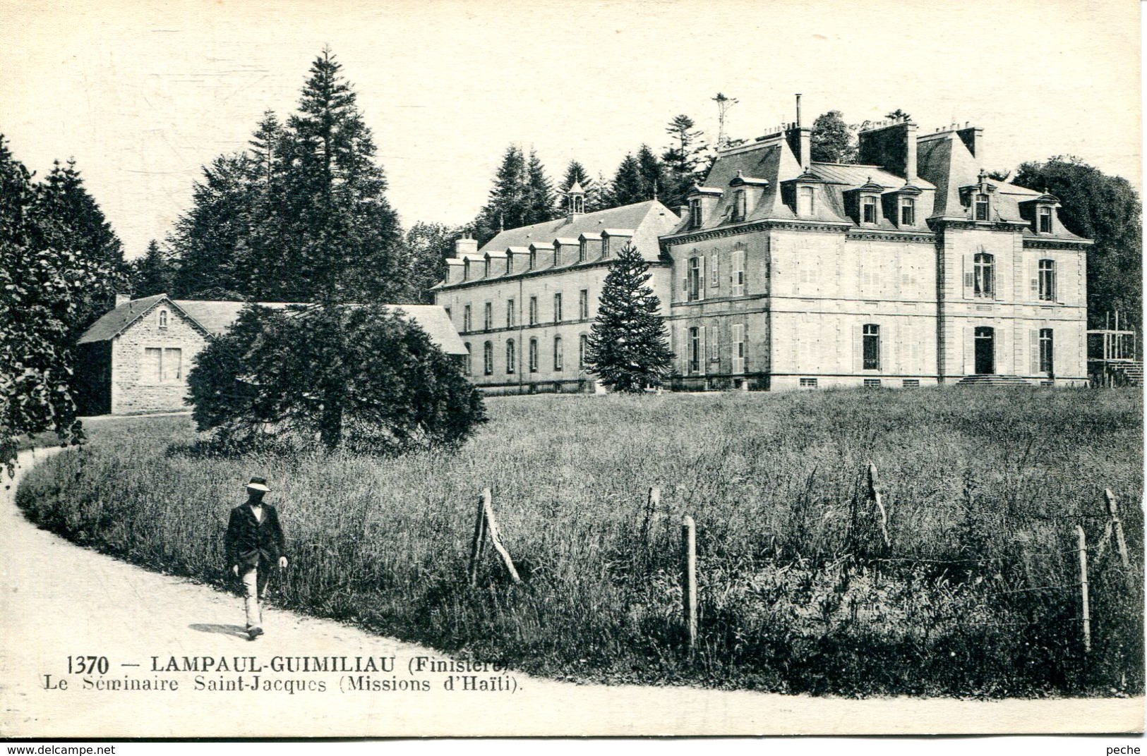 N°76777 -cpa Lampaul Guimiliau -le Séminaire Saint Jacques -mission D'Haïti- - Guimiliau