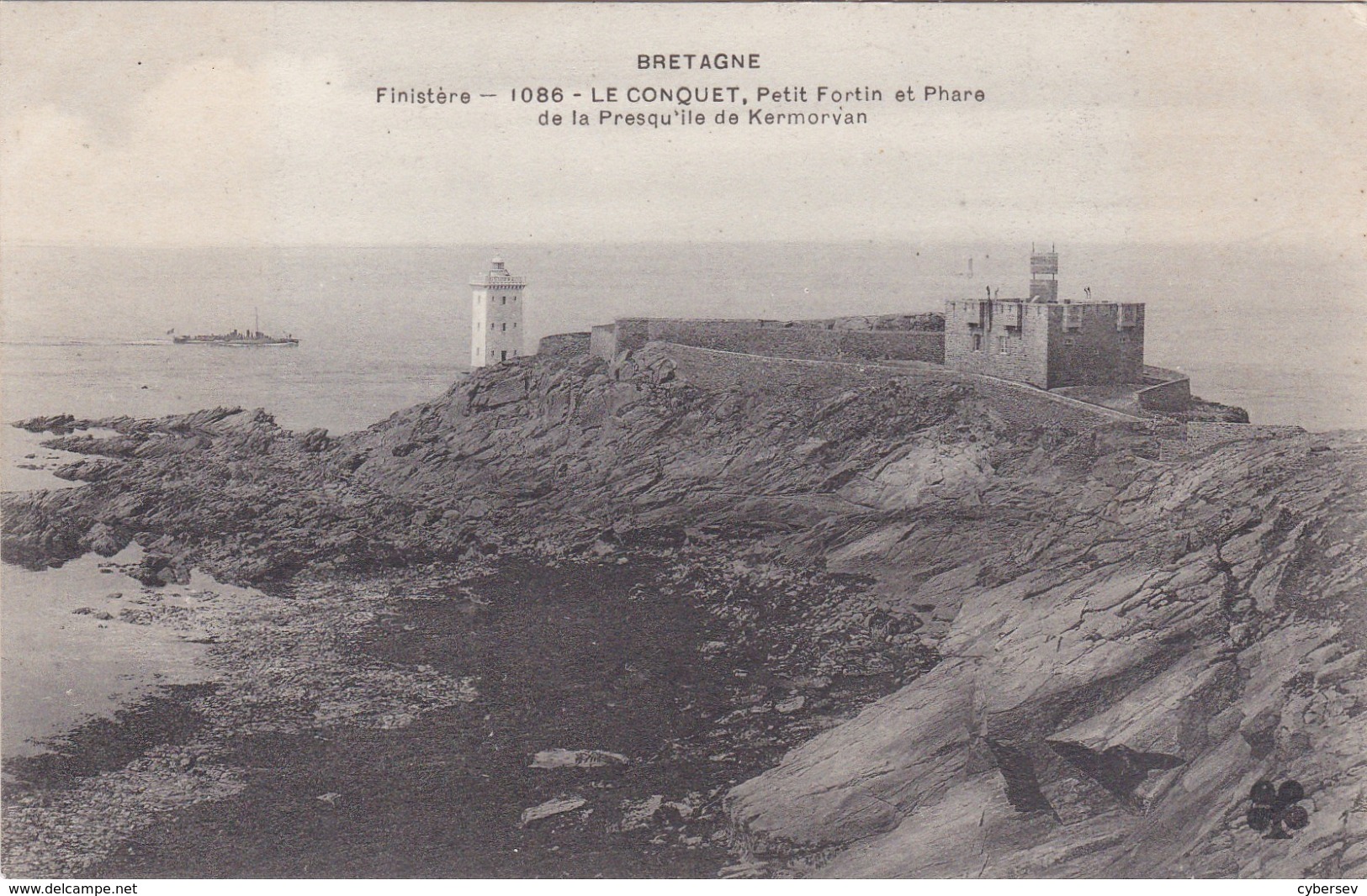 LE CONQUET - Petit Fortin Et Phare De La Presqu'île De Kermorvan - Le Conquet
