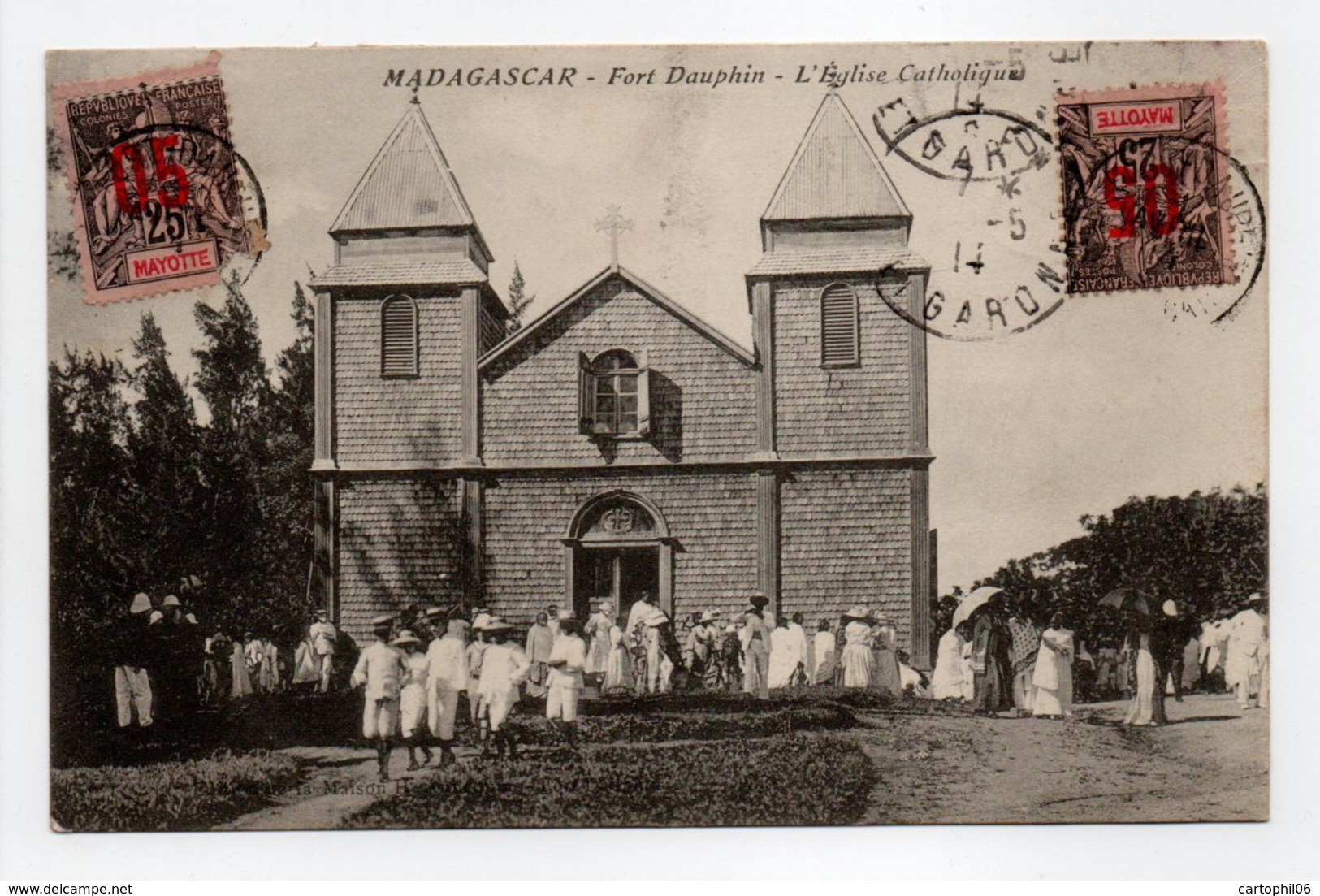 - CPA FORT-DAUPHIN (Madagascar) - L'Église Catholique 1914 (belle Animation) - Edition Annequin - - Madagascar