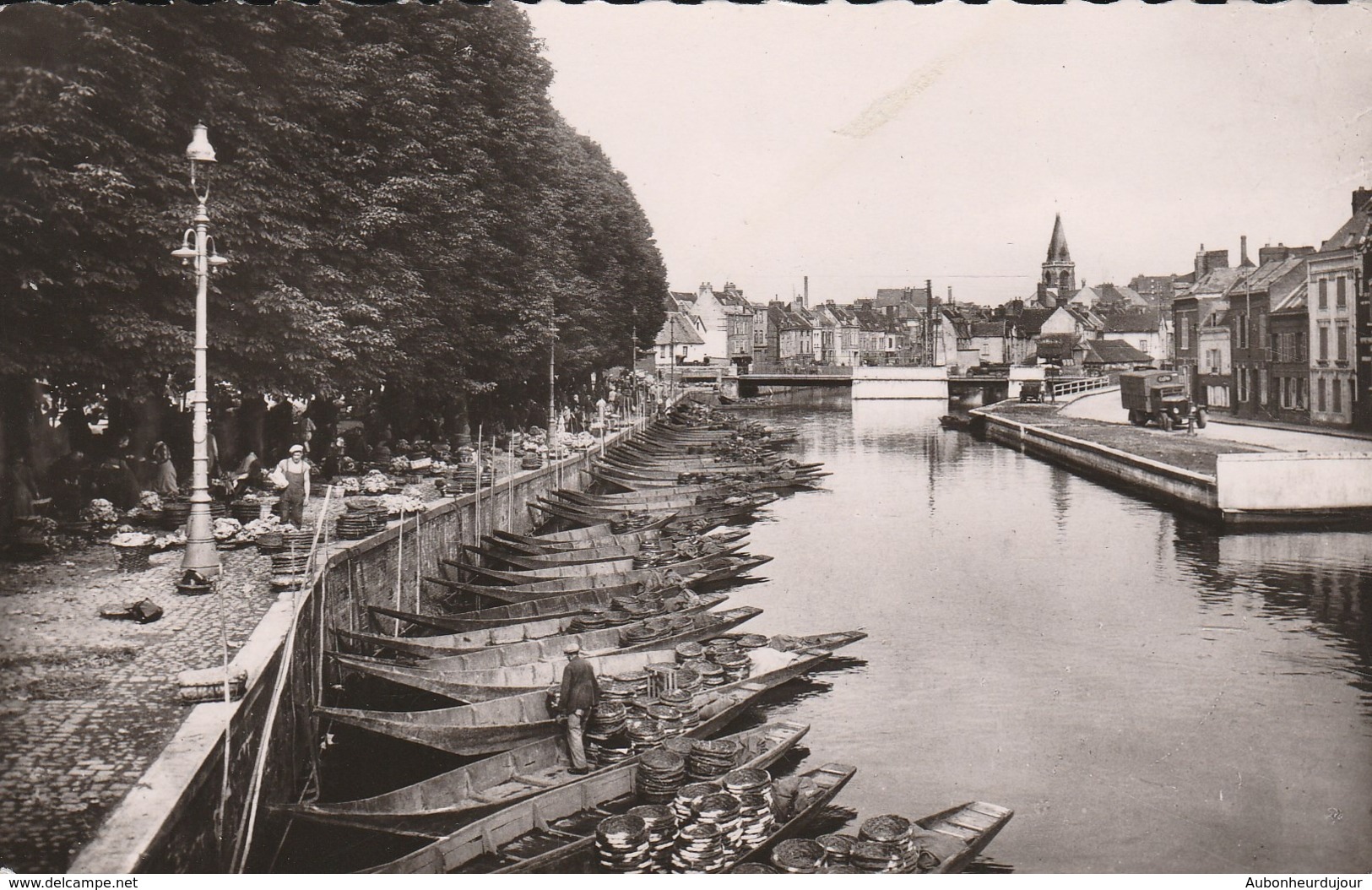 AMIENS Le Marché Sur L'eau 248M - Amiens