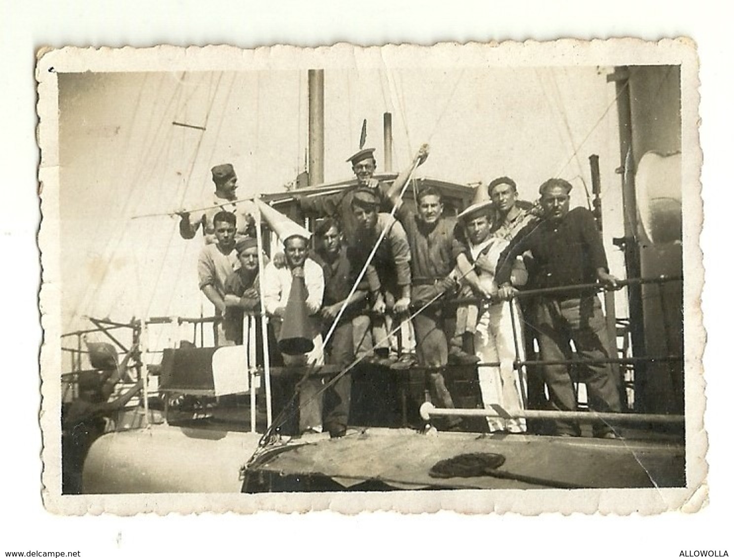 6012 " REGIA MARINA-GRUPPO DI MARINAI A GAETA-15/10/1937 "- FOTO ORIGINALE - Guerra, Militari