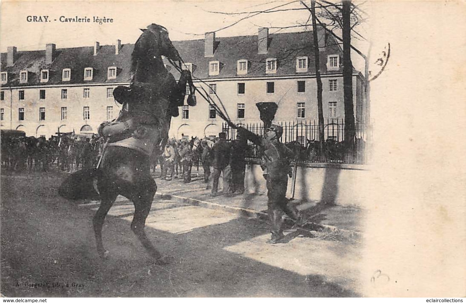 Gray       70       Cavalerie Légère        (voir Scan) - Gray