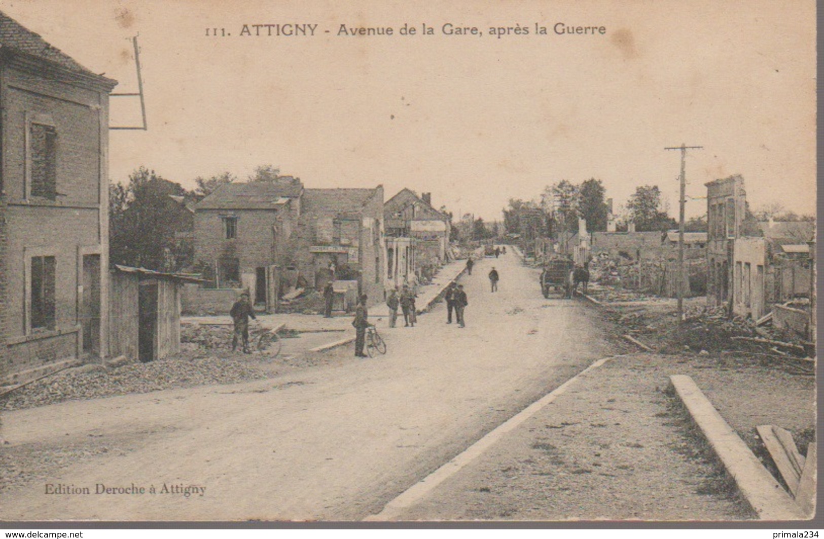 ATTIGNY - AVENUE DE LA GARE - Attigny