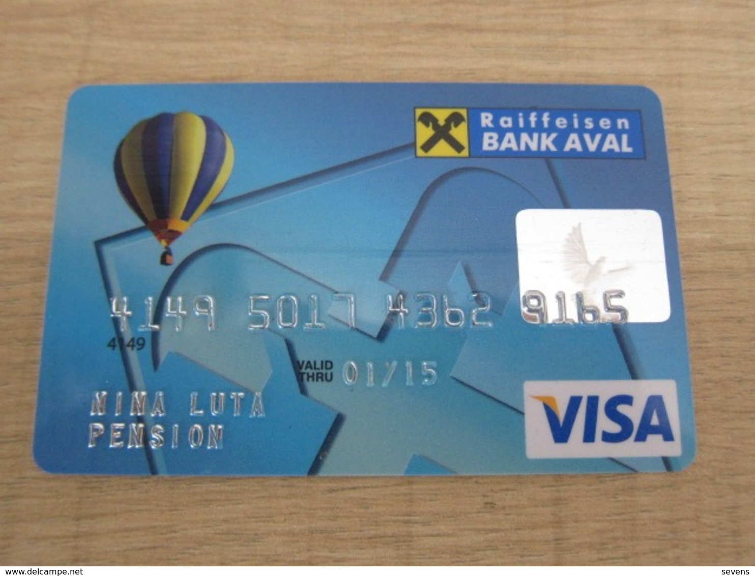 Raiffeisen Bank Aval,invalided VISA Card, Hot Balloon - Ohne Zuordnung