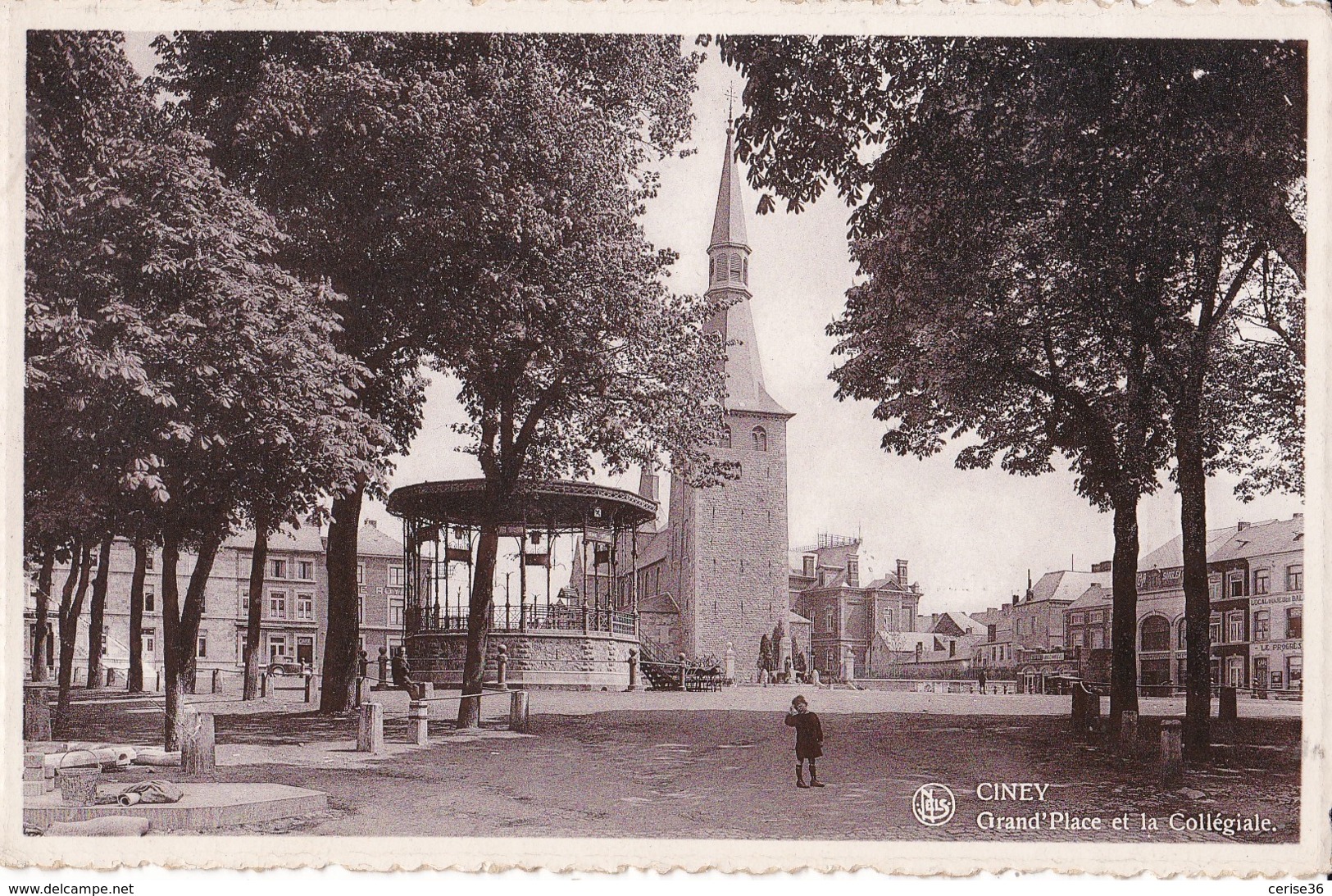 Ciney Grand'Place Et La Collégiale Circulée En 1941 - Ciney