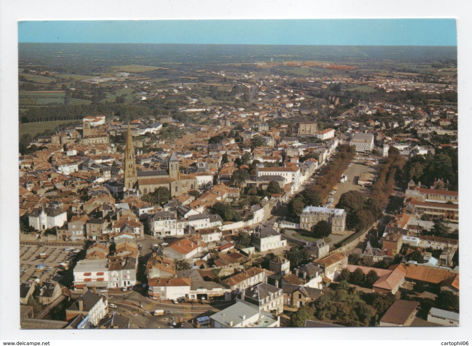 - CPSM PARTHENAY (79) - Vue Générale - Editions ARTAUD 202 - - Parthenay