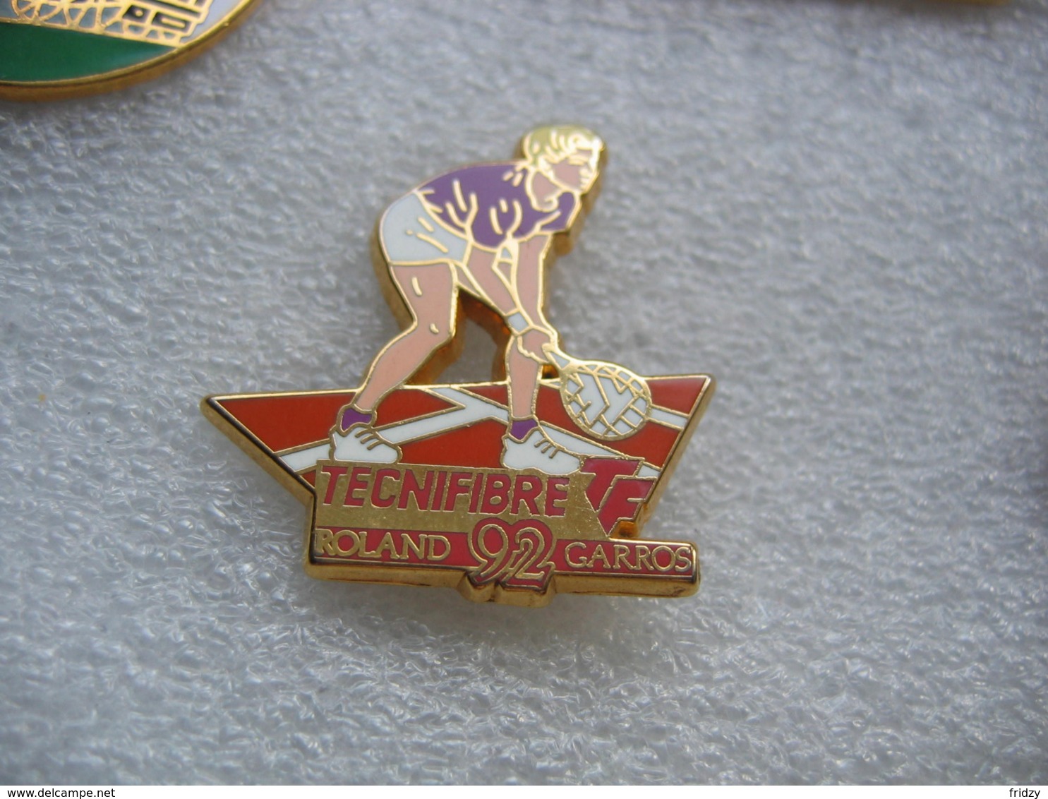 Pin's Arthus Bertrand, TECNIFIBRE, Tennis Roland Garros 92 - Tennis