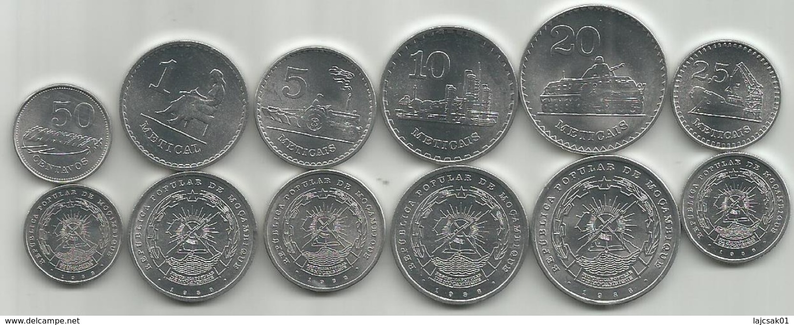 Mozambique 1982-86. High Grade Set Of 50 Centimos ,1,5,10,20 And 25 Meticais High Grade - Mozambique