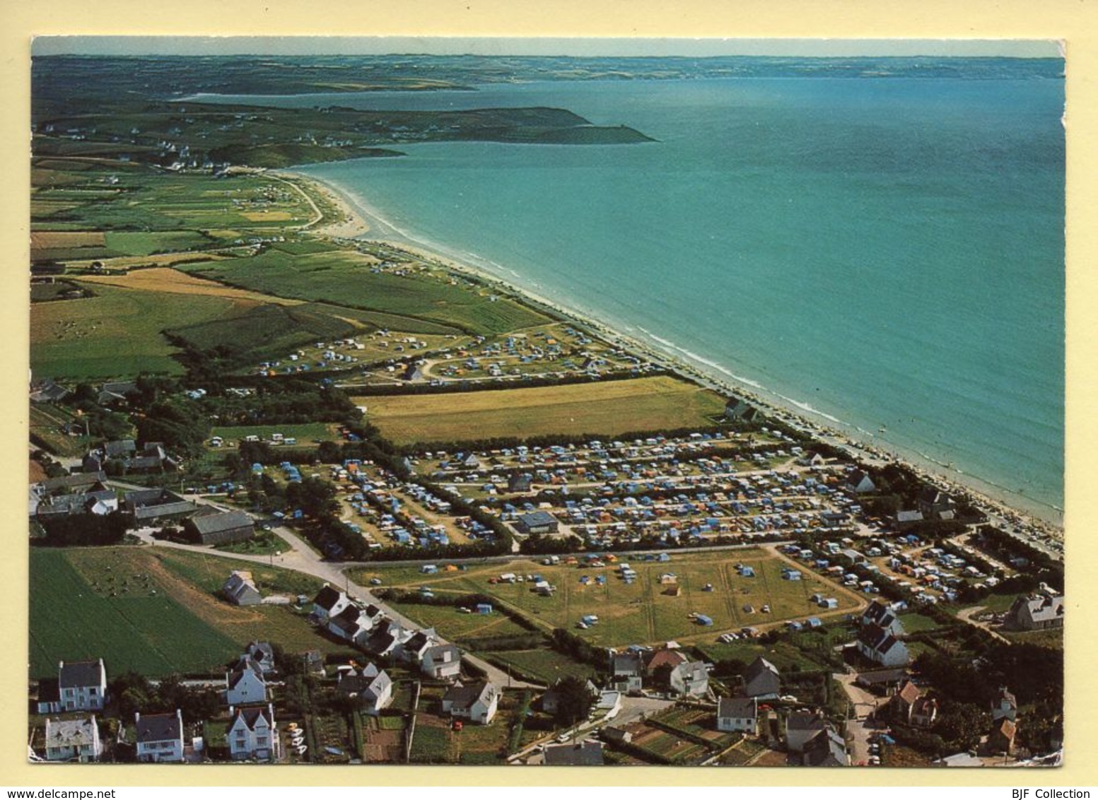 29. PENTREZ – Sur La Baie De Douarnenez – Camping Le Manoir (vue Aérienne) (voir Scan Recto/verso) - Autres & Non Classés