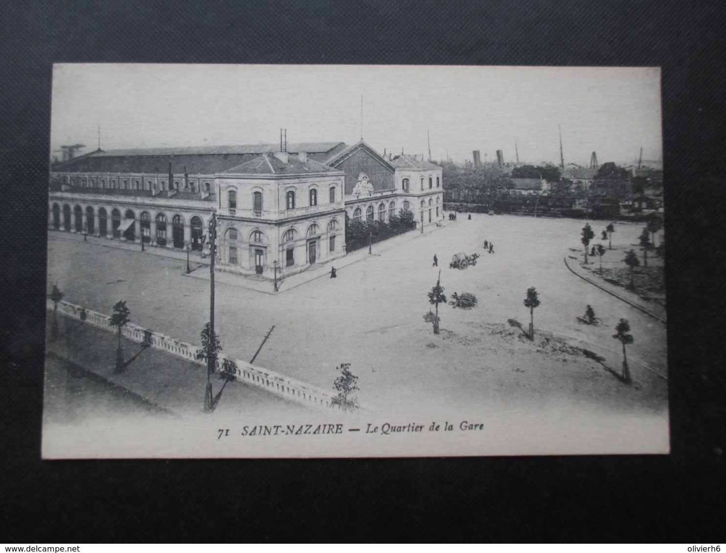 CP FRANCE (V1803) SAINT NAZAIRE 44 (2 Vues) Le Quartier De La Gare - Saint Nazaire