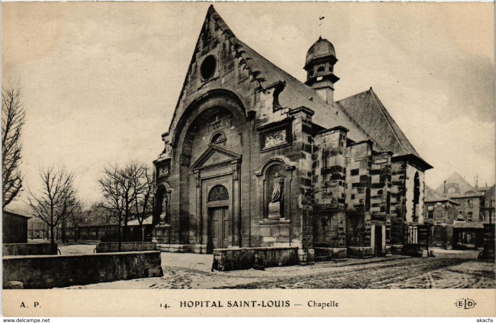 CPA PARIS (10e) Hopital Saint-Louis. Chapelle (535648) - Santé, Hôpitaux