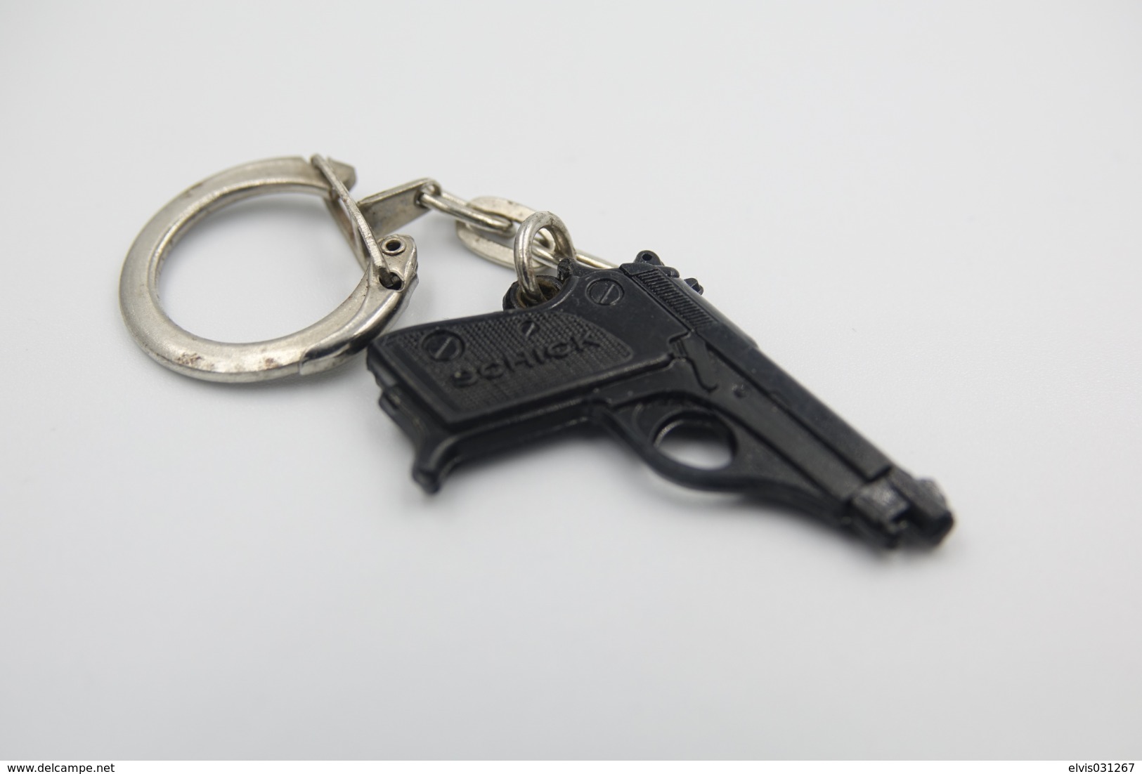 Vintage TOY GUN :  SCHICK BERETTA 70 - L=4,5cm - Keychain 1960s - Keywords: Cap -Cork -Rifle - Revolver - Pistol - Armes Neutralisées