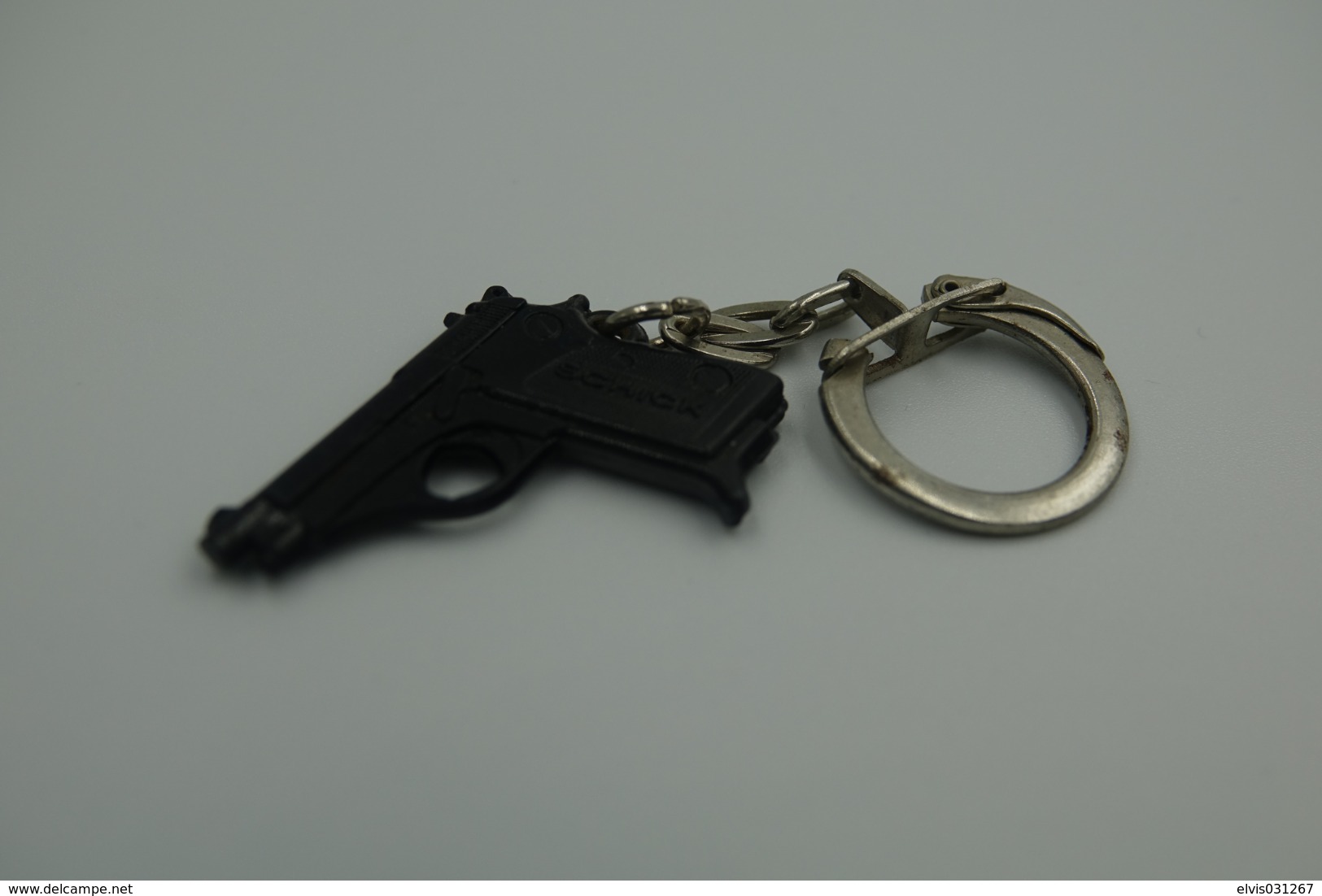 Vintage TOY GUN :  SCHICK BERETTA 70 - L=4,5cm - Keychain 1960s - Keywords: Cap -Cork -Rifle - Revolver - Pistol - Armes Neutralisées