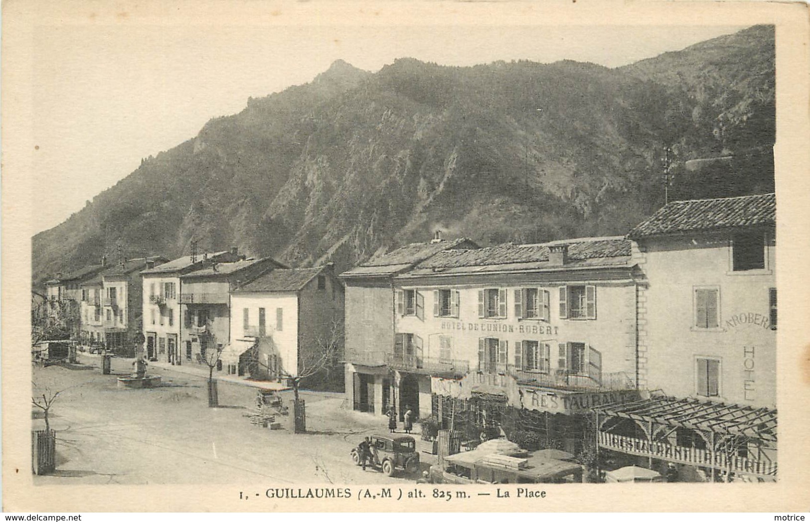 GUILLAUMES - La Place, Hotel De L'union - Robert. - Autres & Non Classés