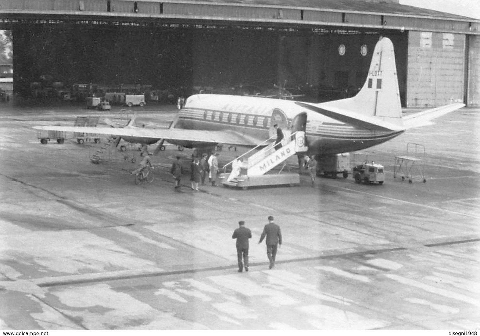 08795 "AEROPORTO MILANO LINATE - I-LOTT ALITALIA - VICKERS VISCOUNT V.785D" ANIMATA FOTO ORIG. - Aviazione