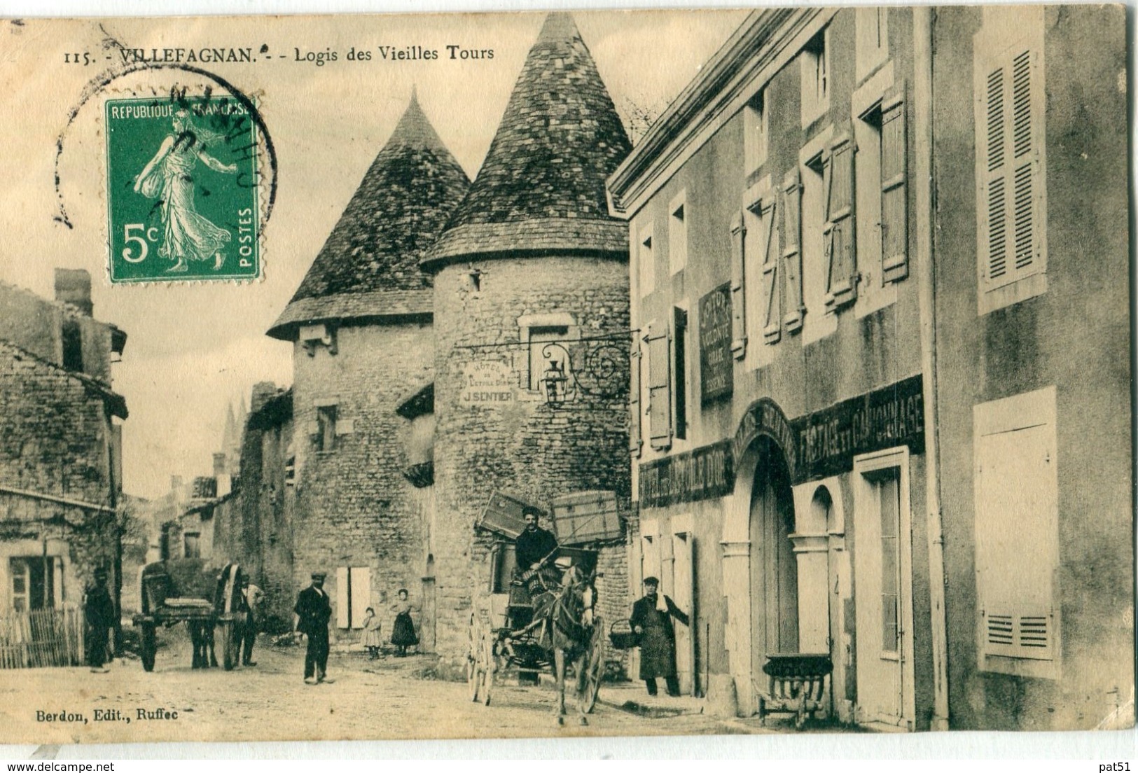 16 - Villefagnan : Logis Des Vieilles Tours - Villefagnan