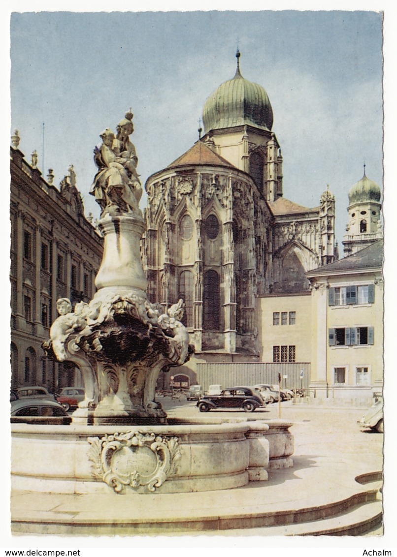 Passau An Der Donau - Wittelsbacherbrunnen Am Residenzplatz (1) - Passau