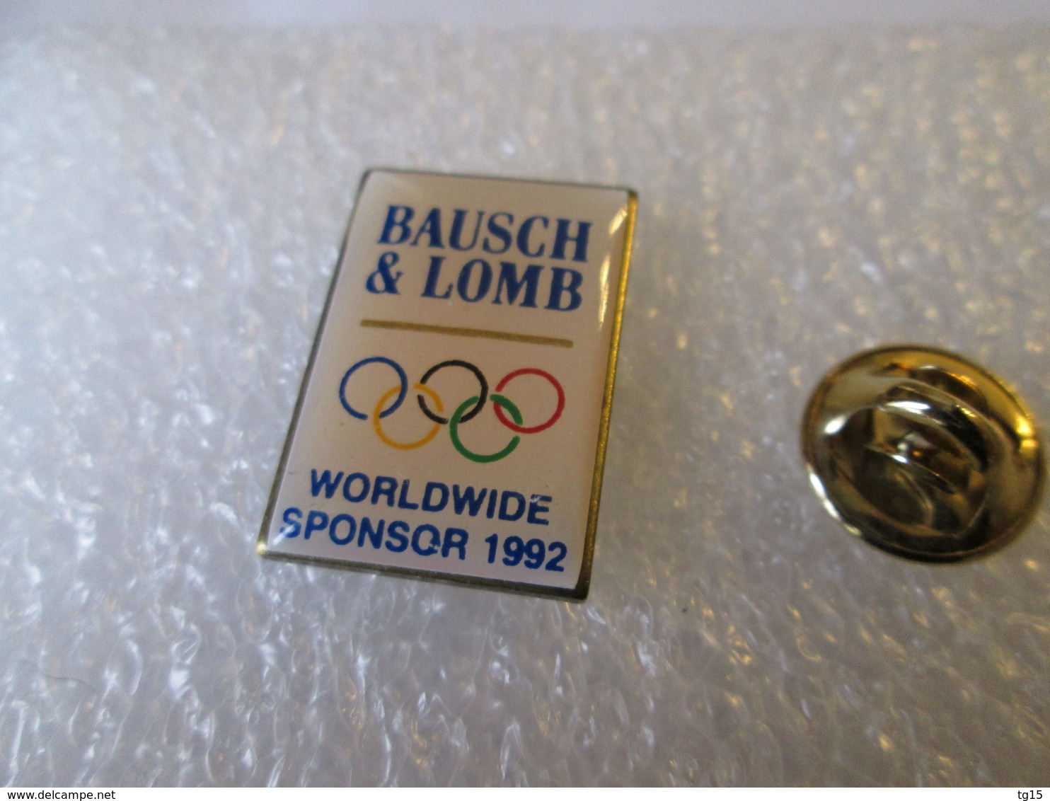 PIN'S     BAUCSH &  LOMB  JEUX OLYMPIQUES  92 - Jeux Olympiques